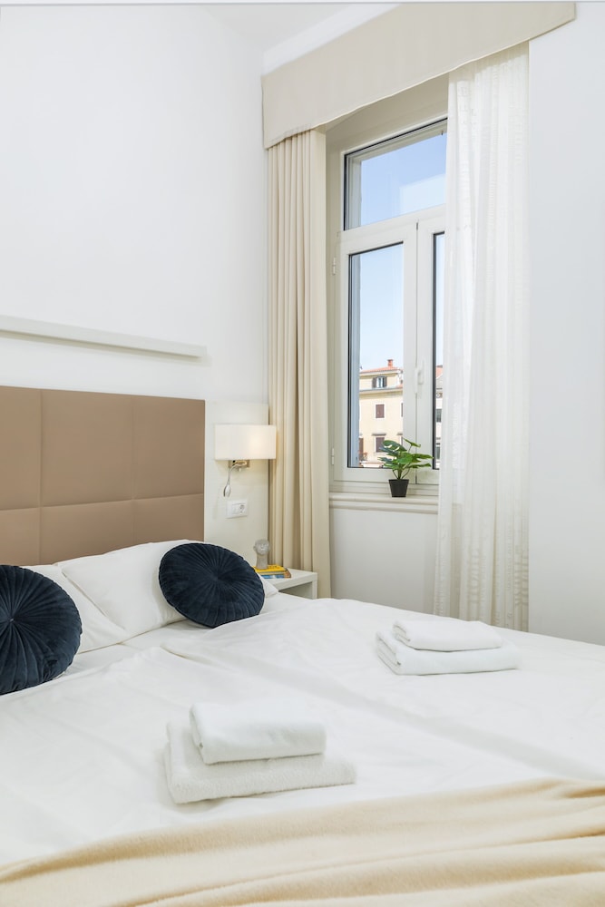 Boutique Suites Joyce