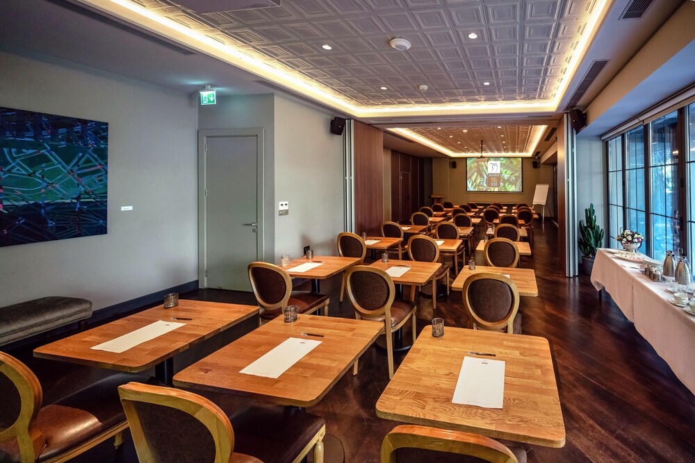 39 Kalamış Marina Oteli - Image 105