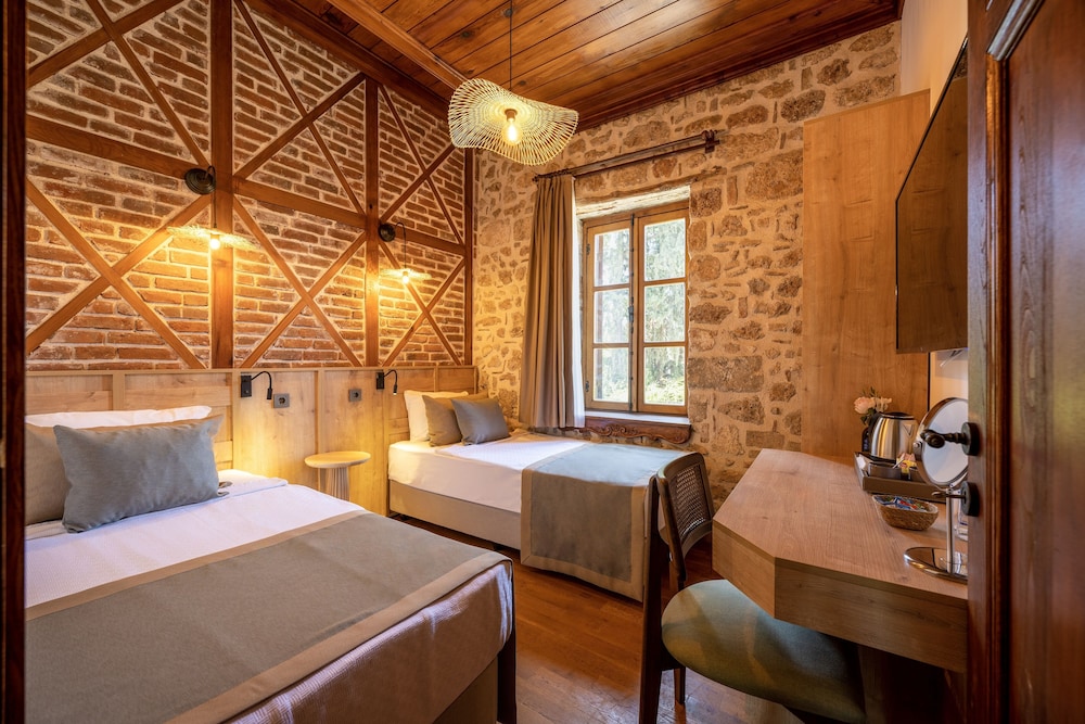 Route Otel Kaleiçi - Image 41