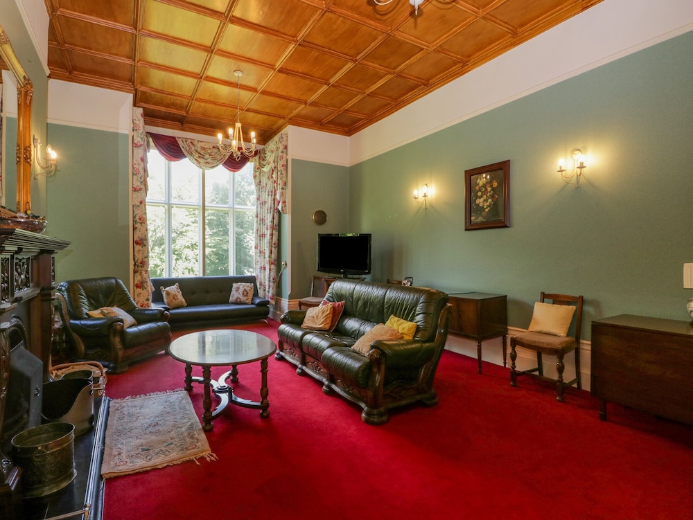 Millwood Manor