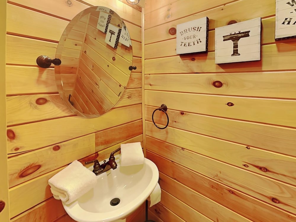 Log Heaven by Taylor Made Deep Creek