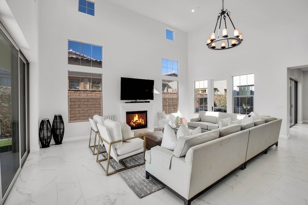 PGA Signature Lux Estate