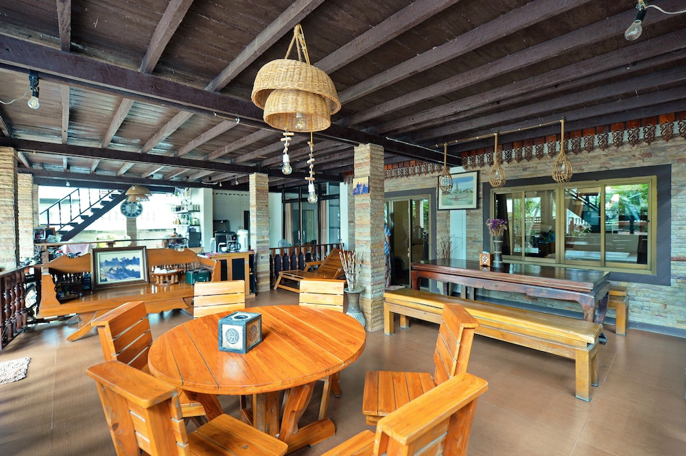 Huan Kawin Est.58 Lanna Home & Collection - Campus Accommodation