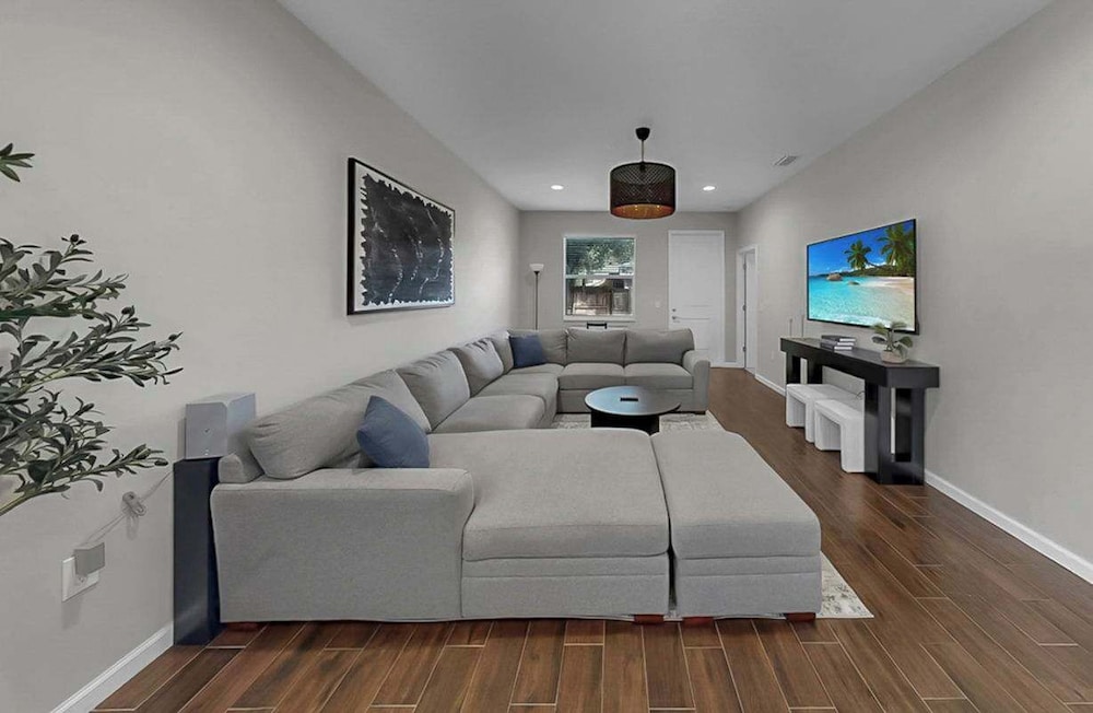 Cozy Downtown Tampa Retreat