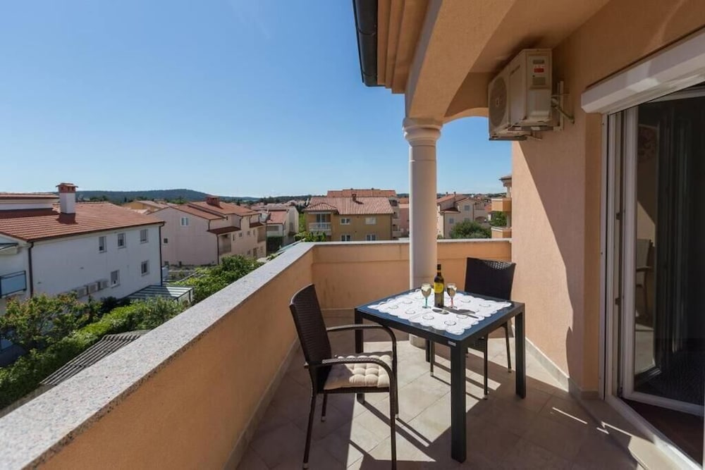 Apartment Beni