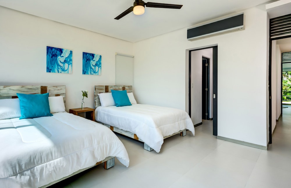 Acacia Condos