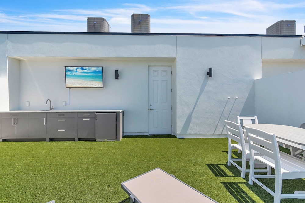 Azul Townhomes A5