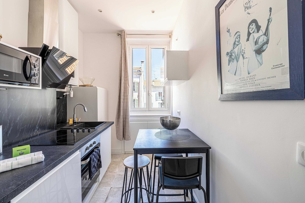 Nice Apartment With a/c - 1bd/4p - Heart of Cannes