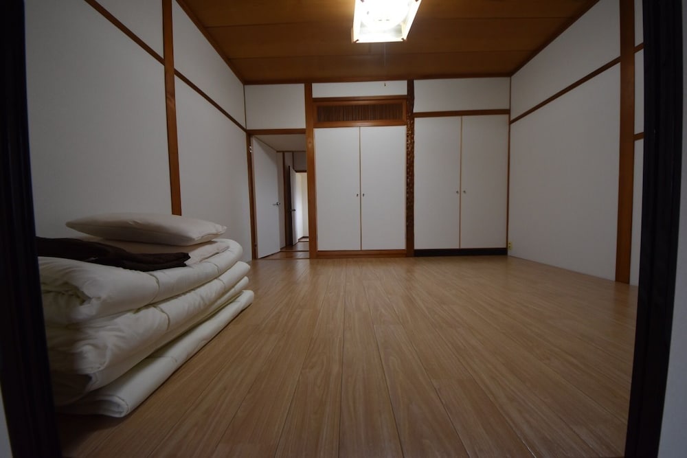 Photo 34