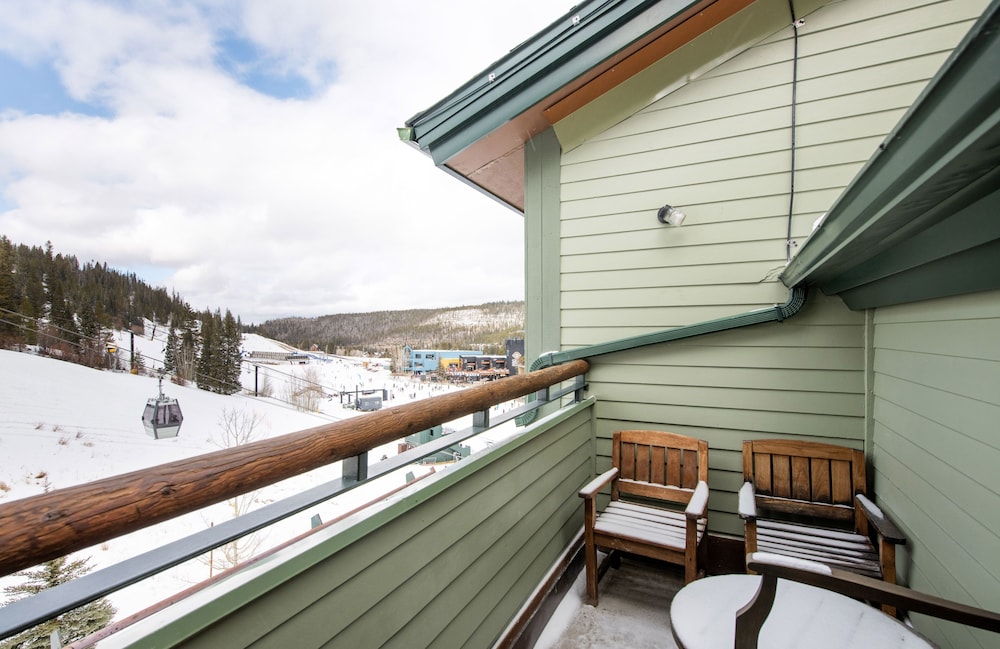 Zephyr Mountain Lodge Vacation Condos - Winter Park CO