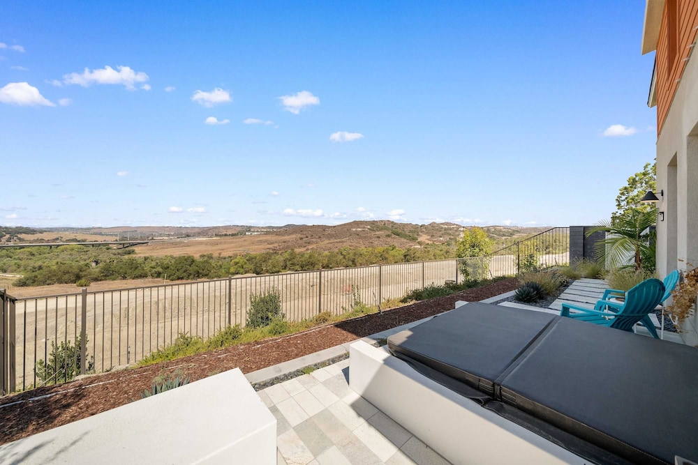 @ Marbella Lane - Curated 5BR in Upscale RMV Haven