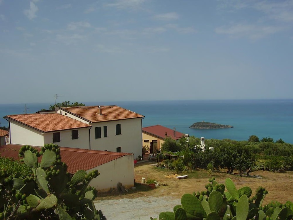 Agriturismo Montesalerno
