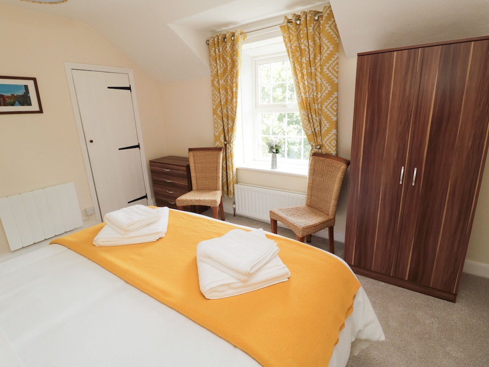 1 Roddam Rigg Cottage