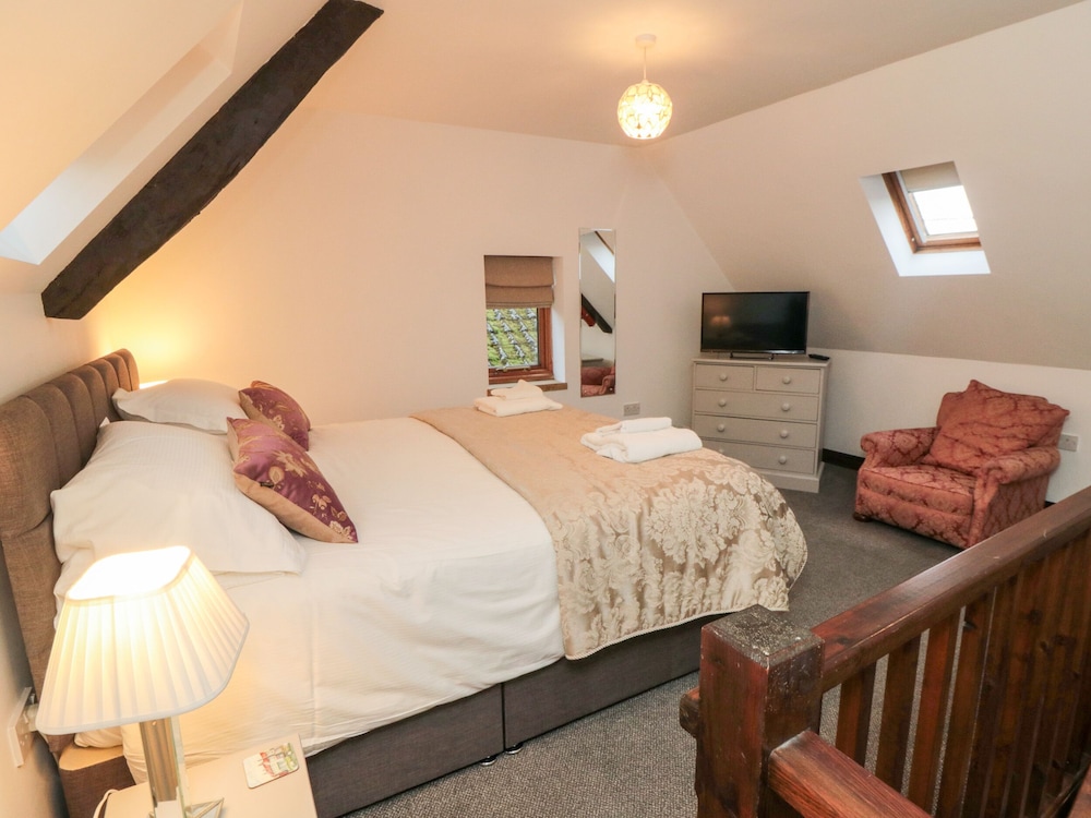 Mill Cottage view 4