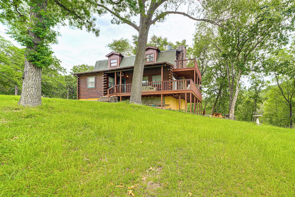 Lakefront Home w/ Boat Ramp Near Spavinaw Rec Area