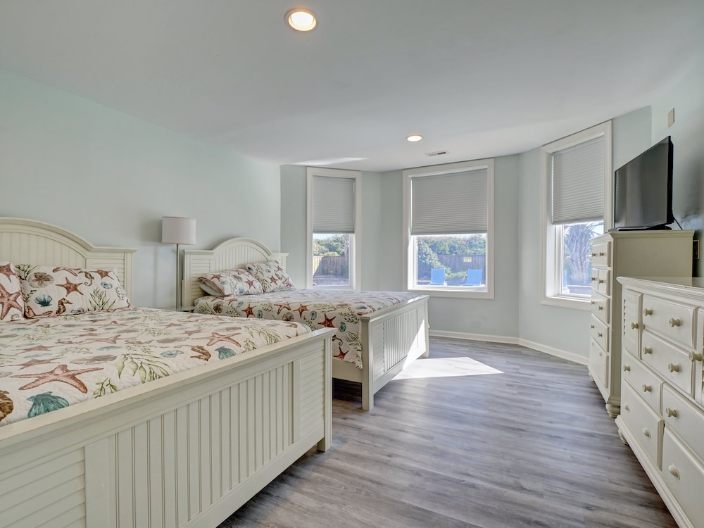 Coppertop by Topsail Realty