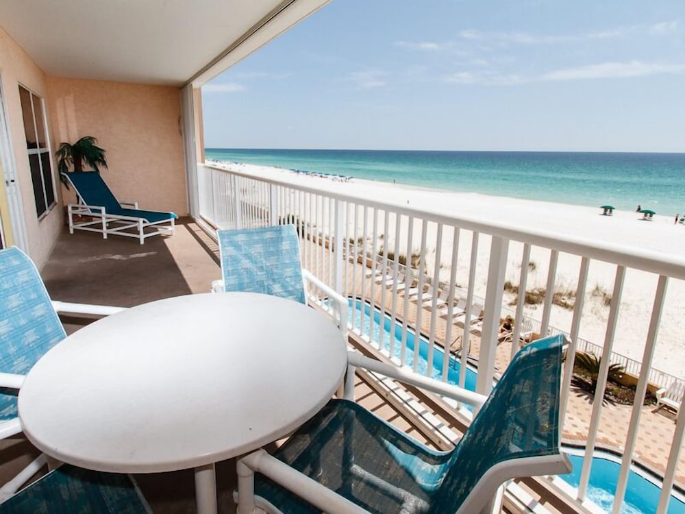 Islander 4007 by Brooks and Shorey Resorts