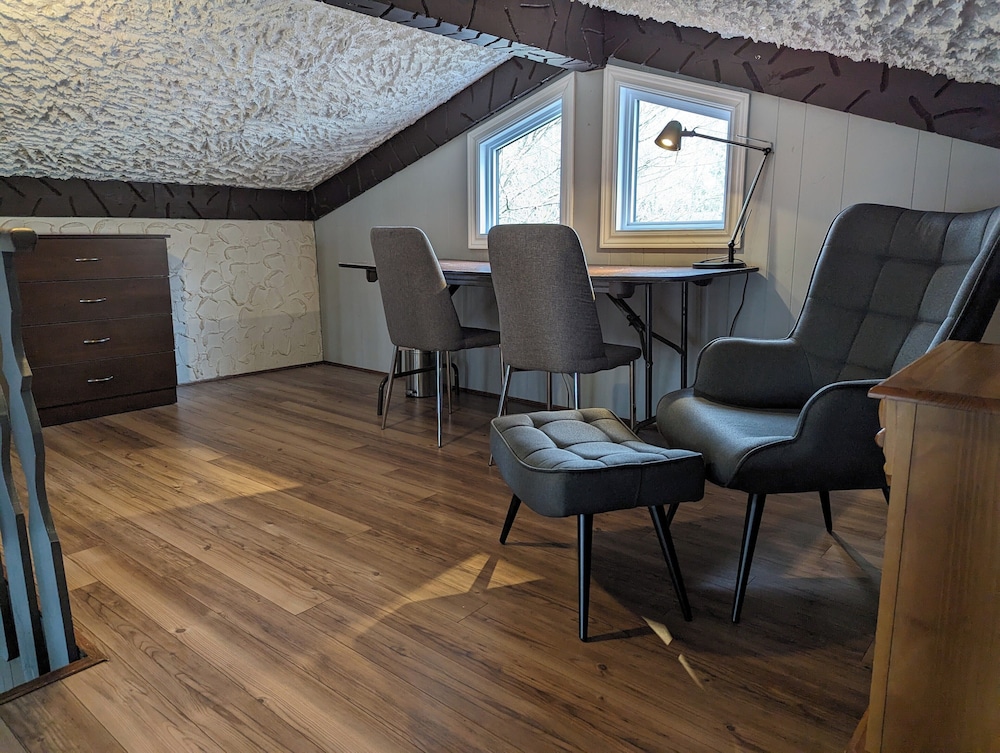 Chalet Sutton