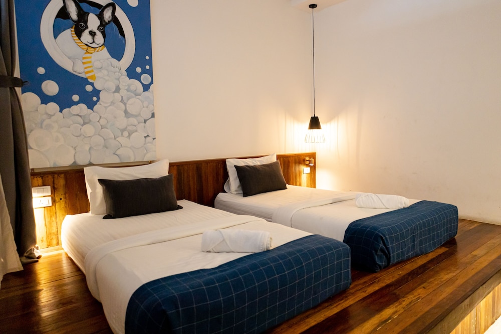 Spinomad Hostel