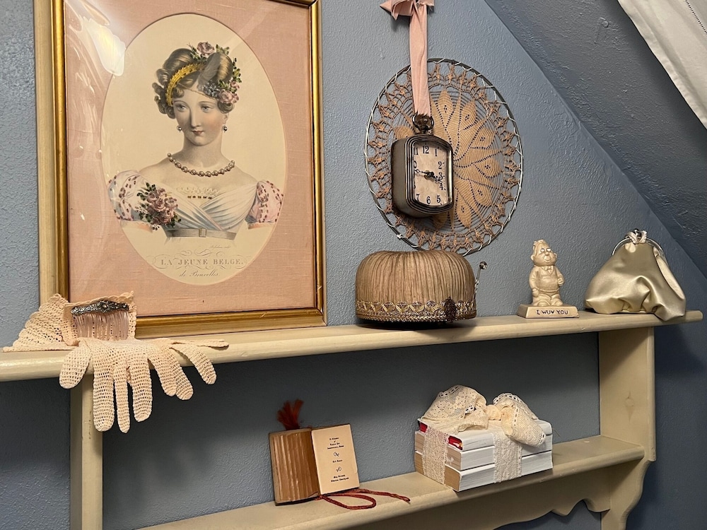 Benefield House Bed & Breakfast