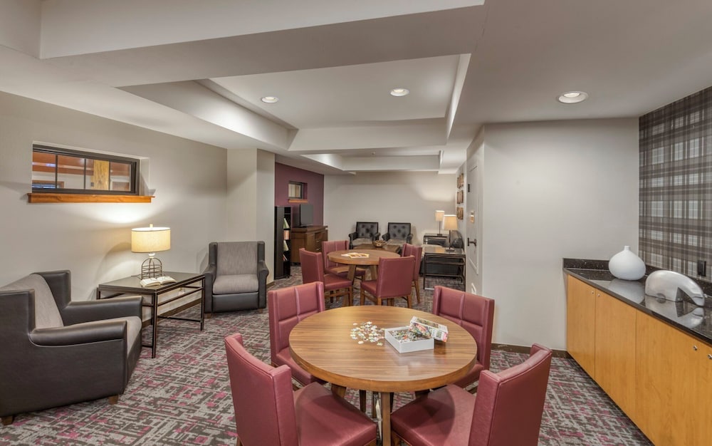Luxury Vacation Condos by West Gate Entrance -Yellowstone National Park