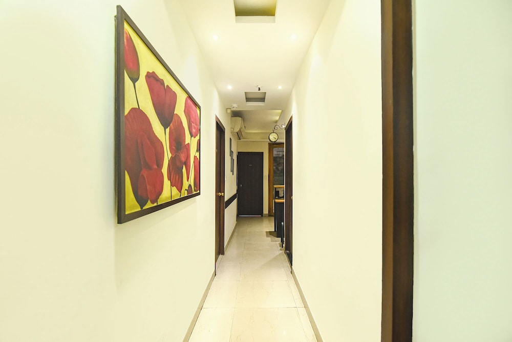 Fabhotel Motisarai