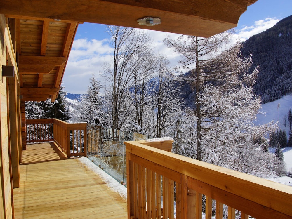 Chalet in Saalbach With Panoramic Sauna