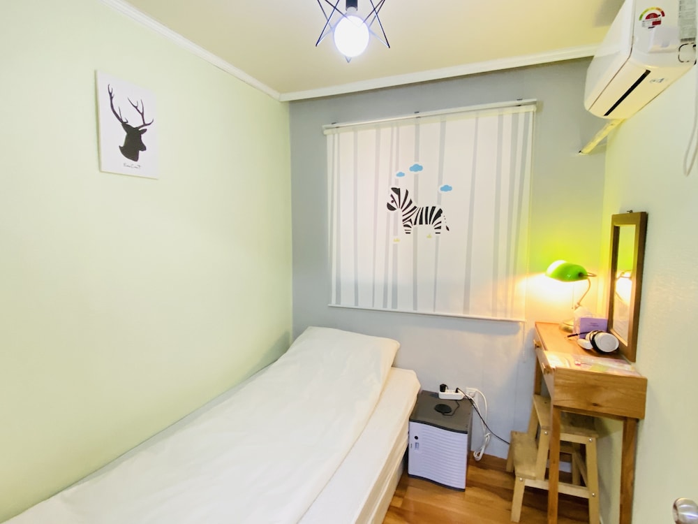 Aroha Guest House