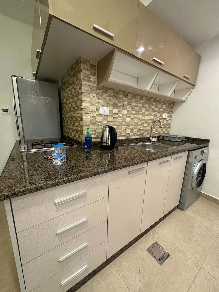 Charming Amman Apartment With Electric Heating & Pool Access