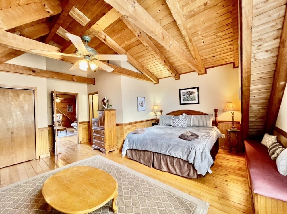 Olde Tyme Way Cabins 3526