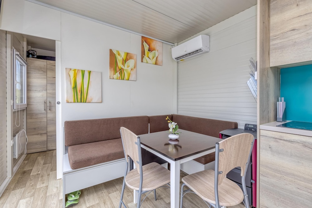 Rooftop Home With Whirlpool Sauna