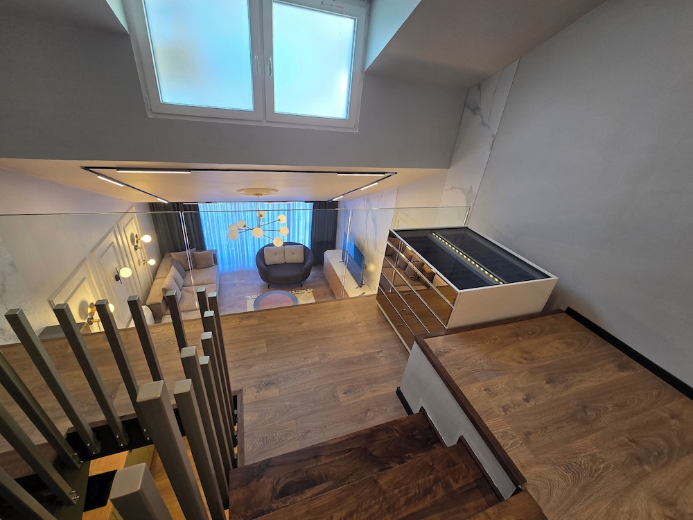 Apartments Lura