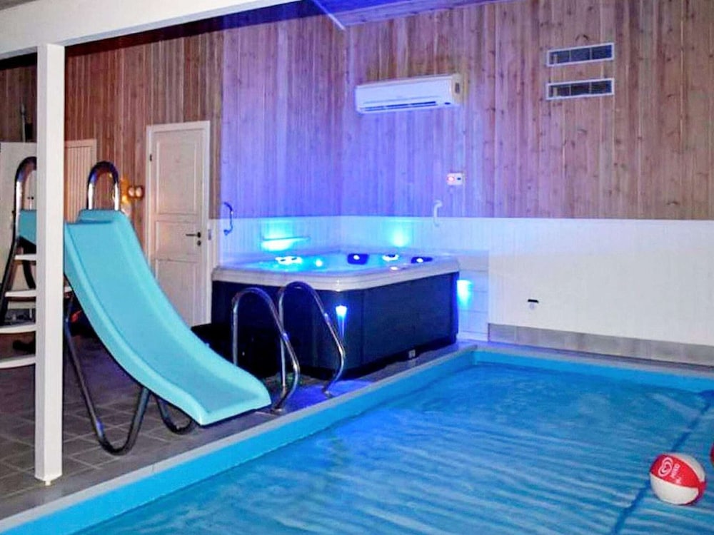 8 Person Holiday Home in Oksbol view 4