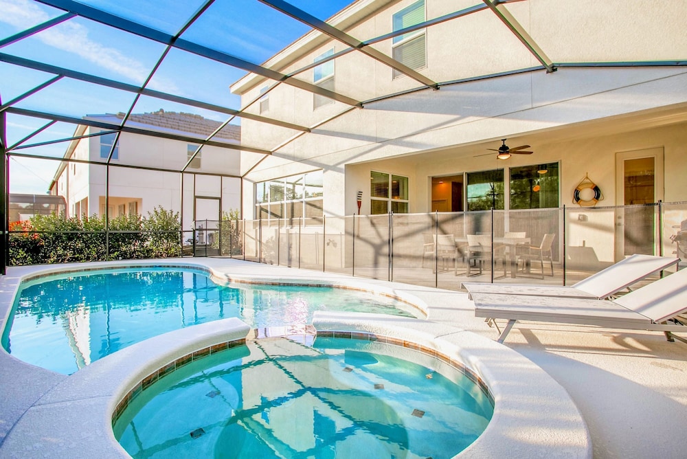 Modern Pool Home w Games Hot Tub and BBQ view 2