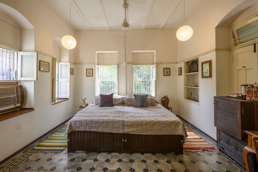 Mangalbag Gallery and Residency