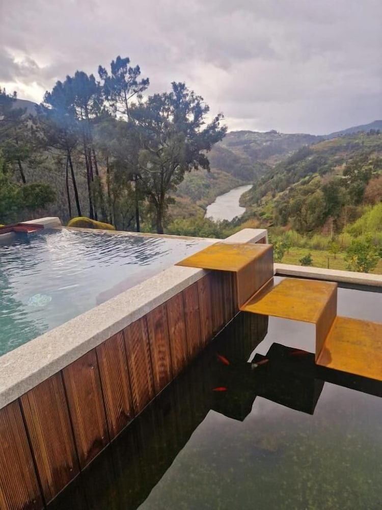 Javardo Family House