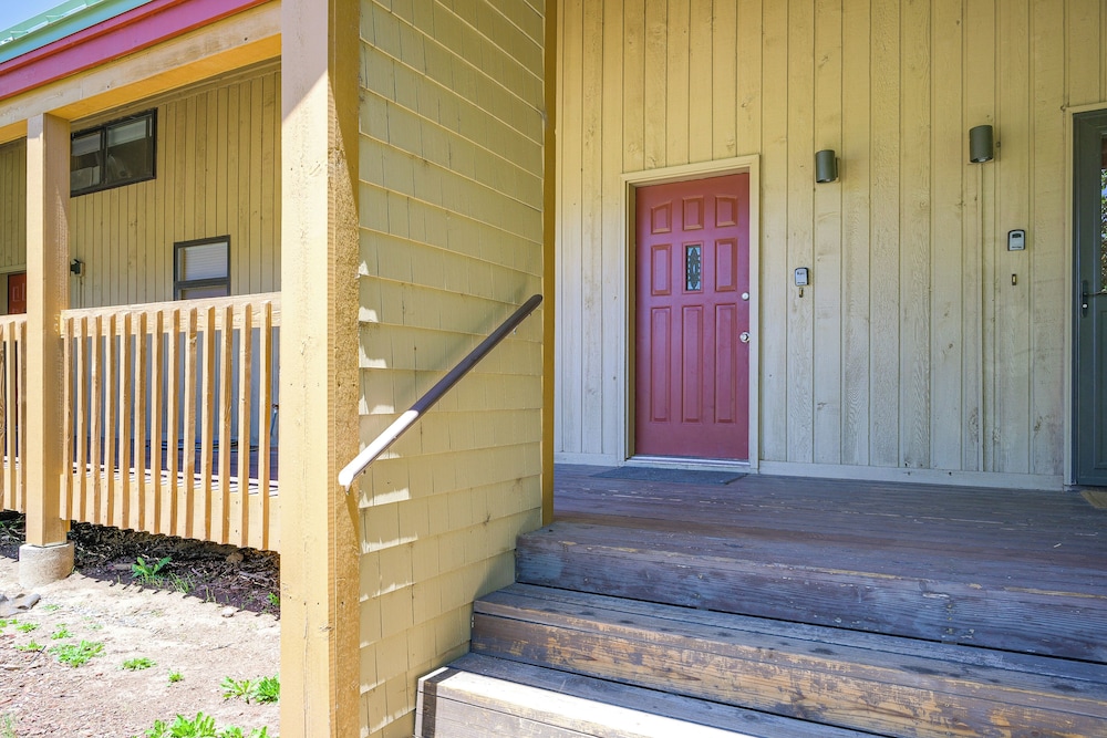 Dog-friendly Pagosa Springs Studio: Grill & Views!
