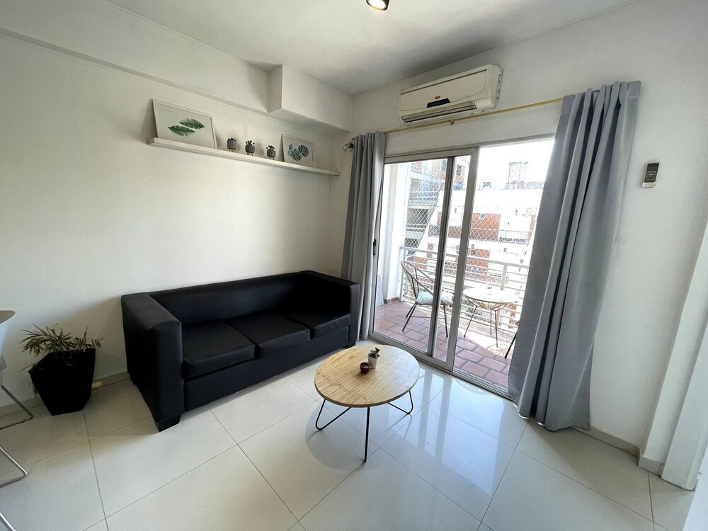 Palermo Queens: Where Urban Chic Meets Bohemian Charm