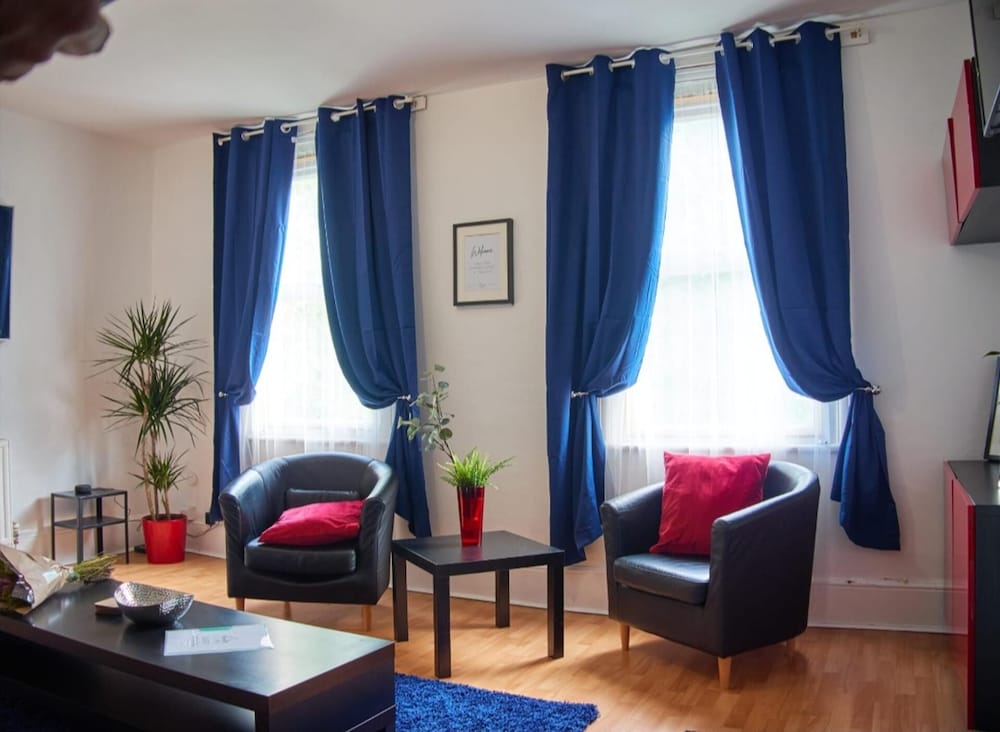 Lovely Large London Apartment, Near Stratford