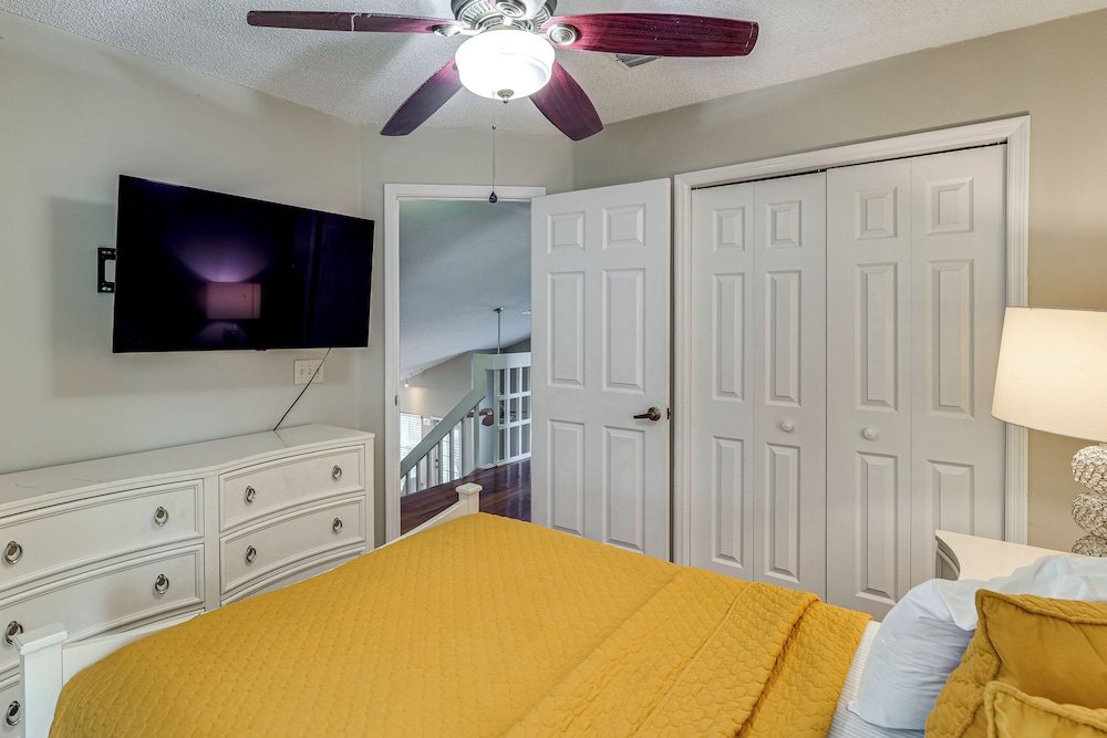 Family Oasis w/ Game Room & Pool in Davenport!