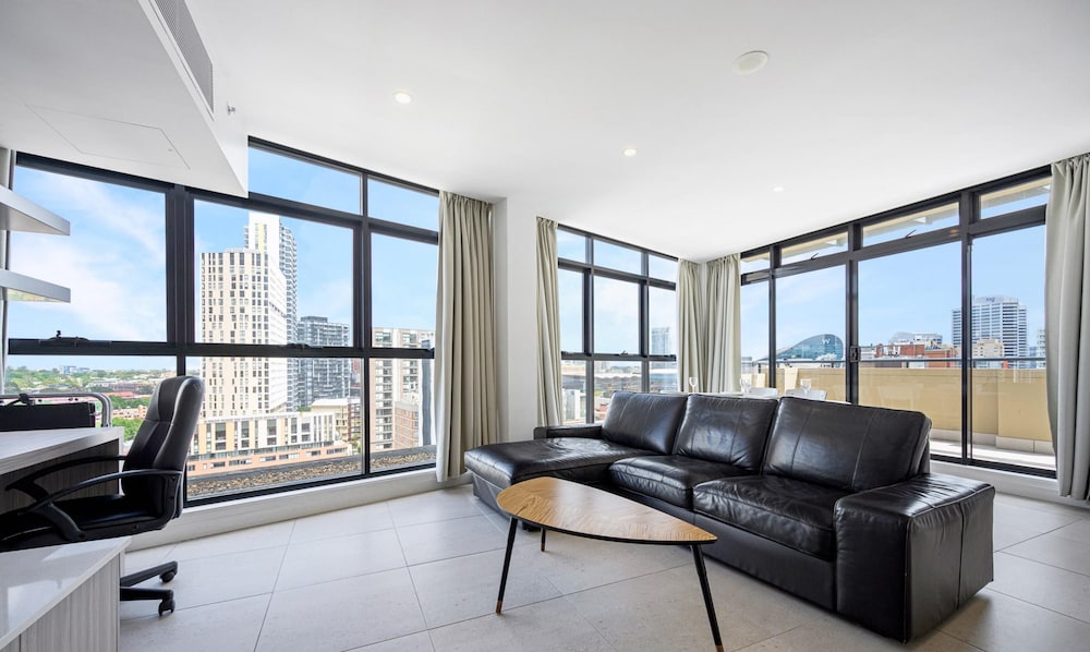 Metawise Sydney CBD Haymarket 2bed Penthouse A