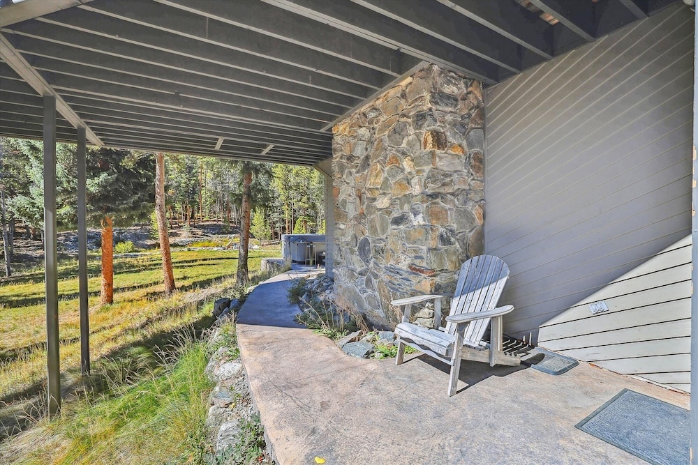 Summit Solitude Estate 3 Bedroom Home