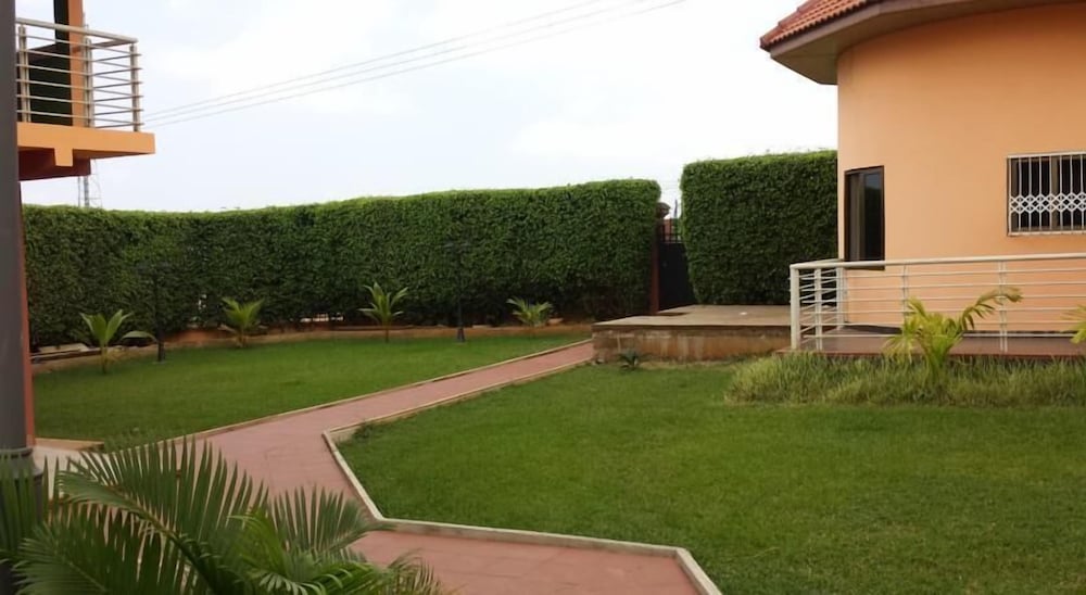 Ponderosa Travel Lodge