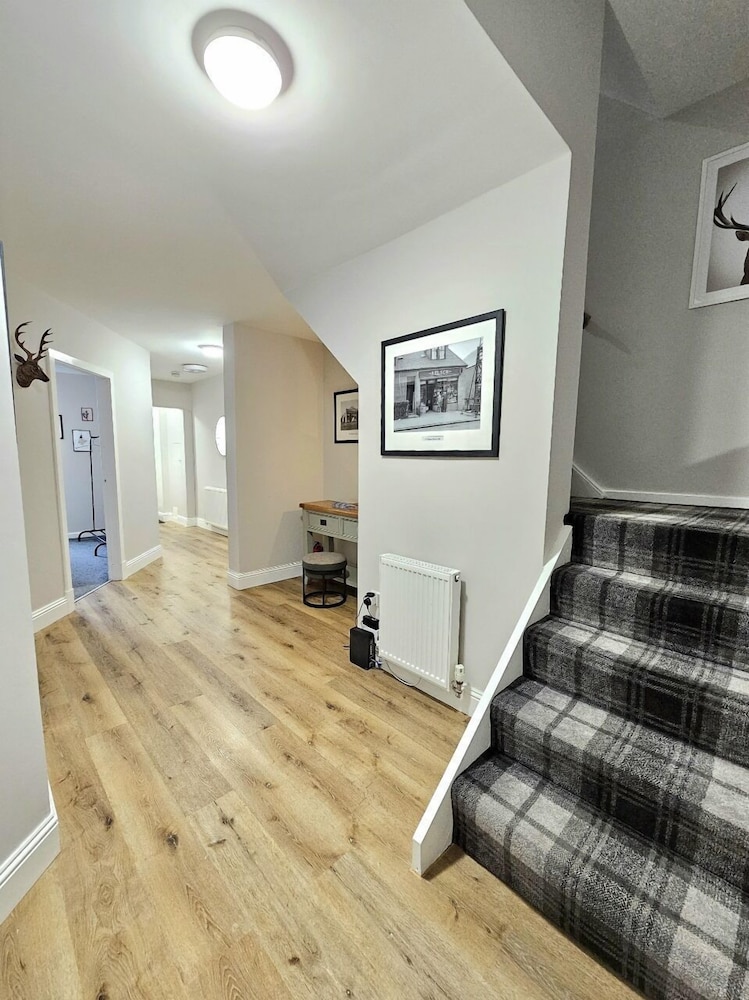 Warm & Cosy Home in Glasgow