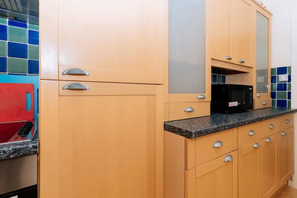 Cosy 2 Bedroom Flat in Craigleith view 4