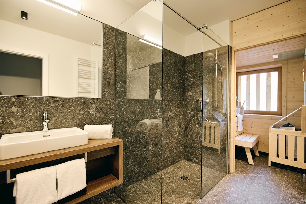 Superior Lodge With Finnish Sauna