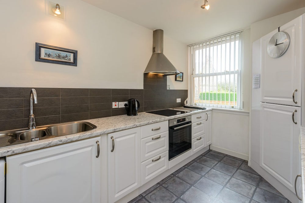 Thistle Apartment Perfect for Golfers and Couples view 5