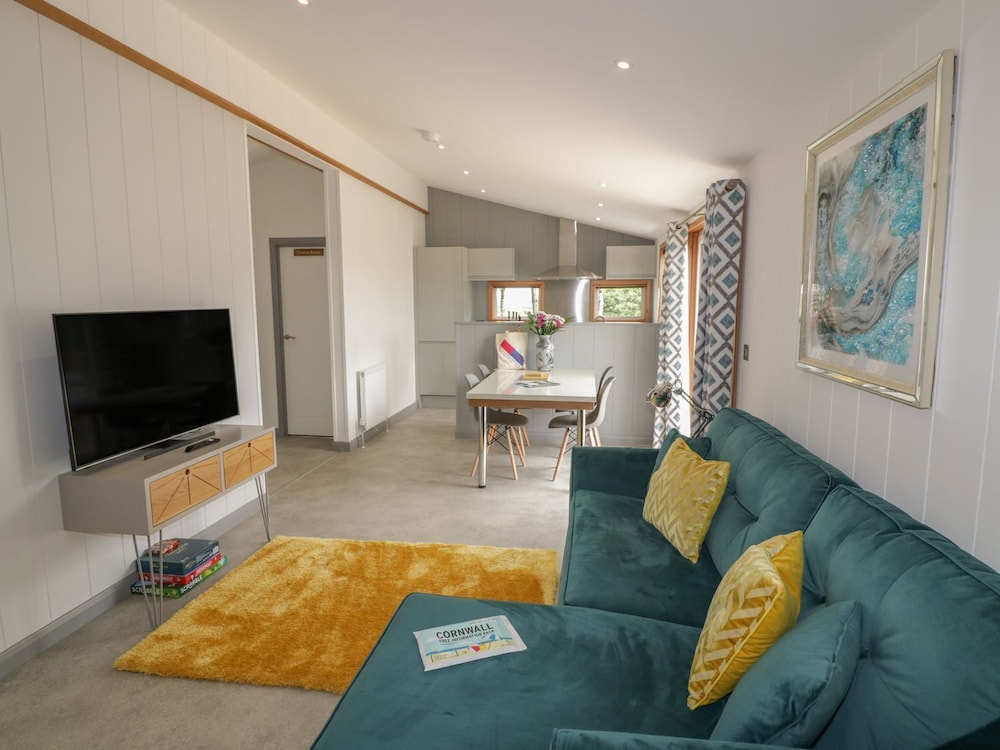 18 Meadow Retreat