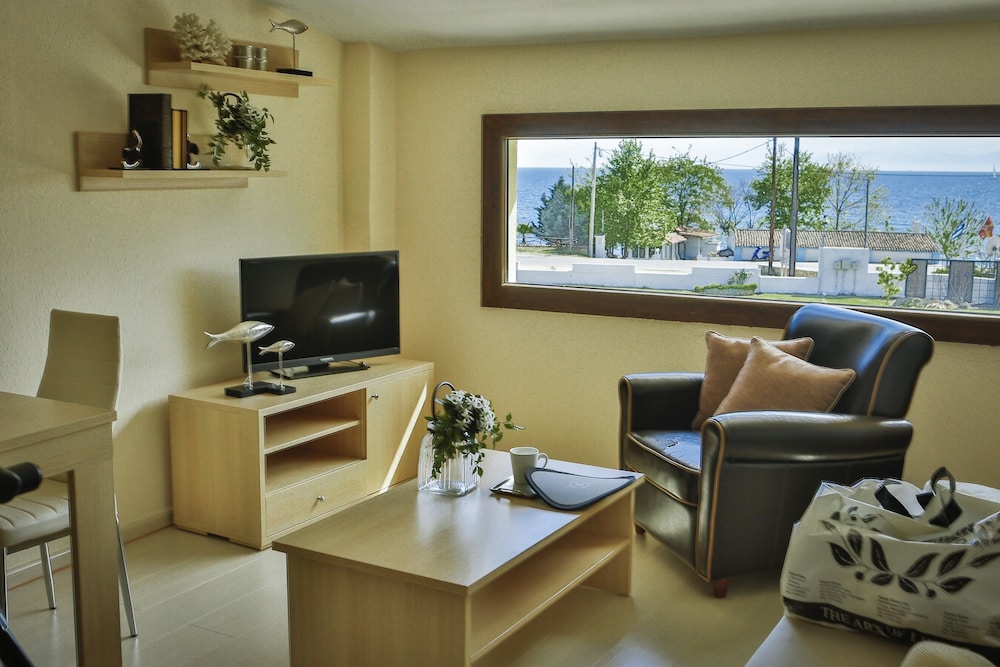 Stigmes Villas & Suites
