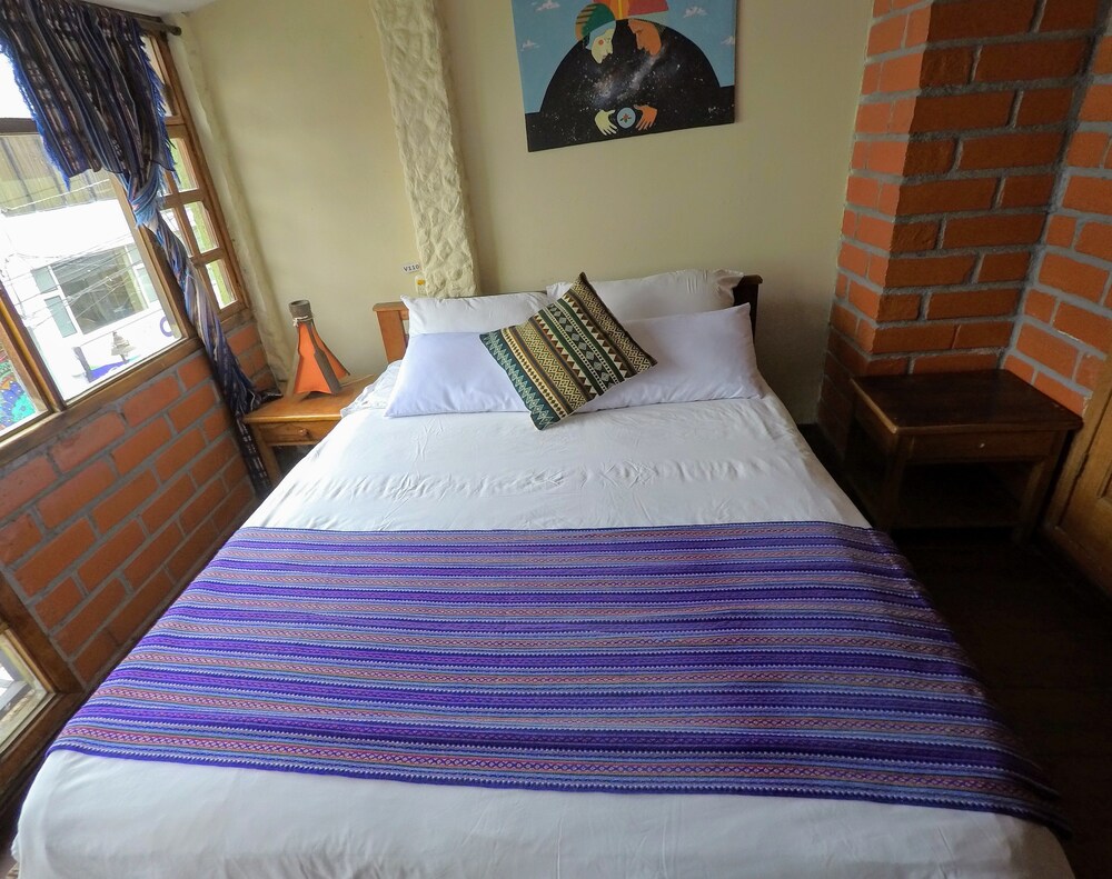 Erupcion Backpackers Hostel